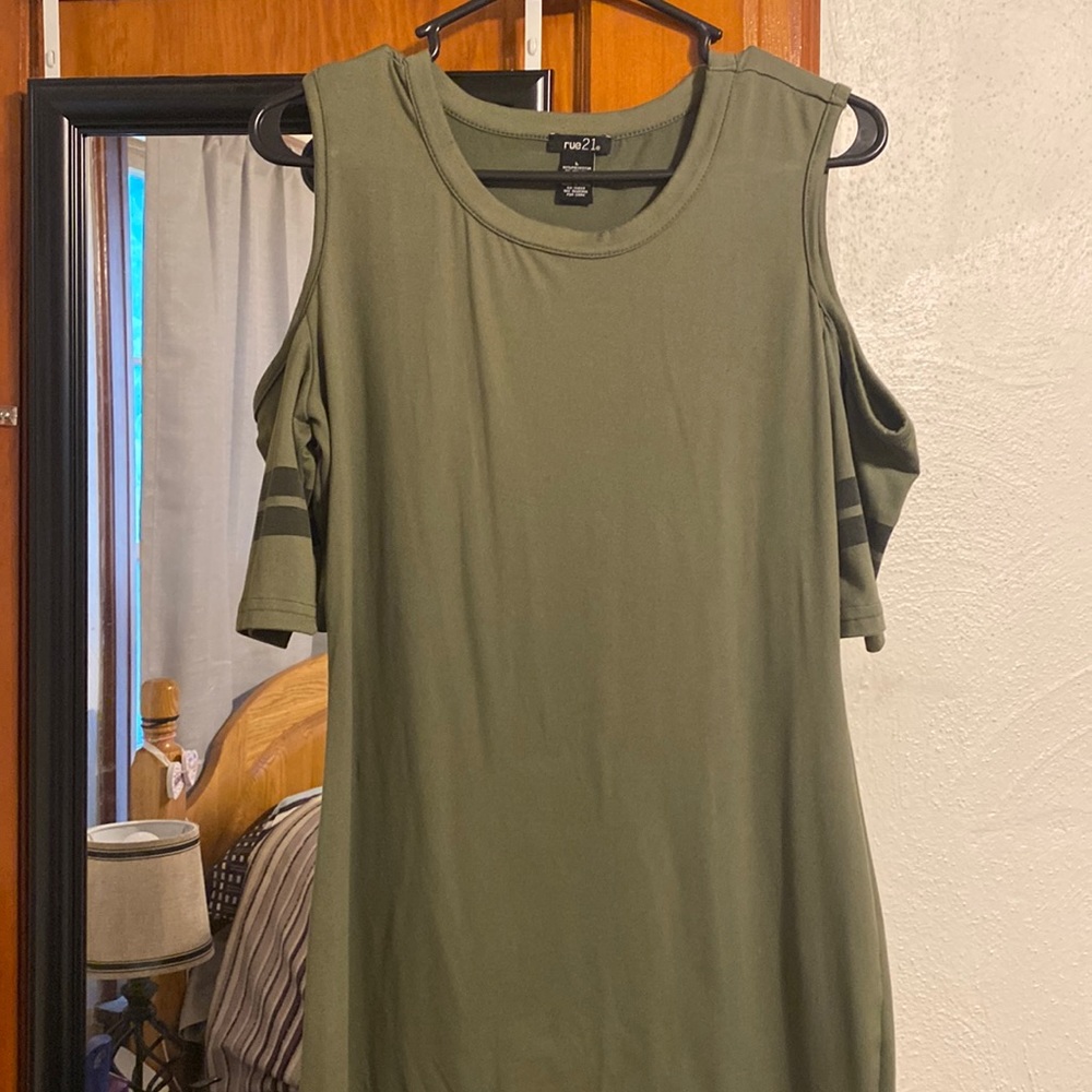 Rue 21 dress